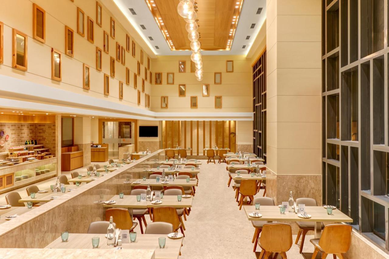 Hotel Lemon Tree Premier, Bhubaneswar Exterior foto